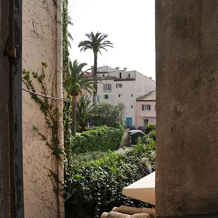 Le St Tropez דירה *
